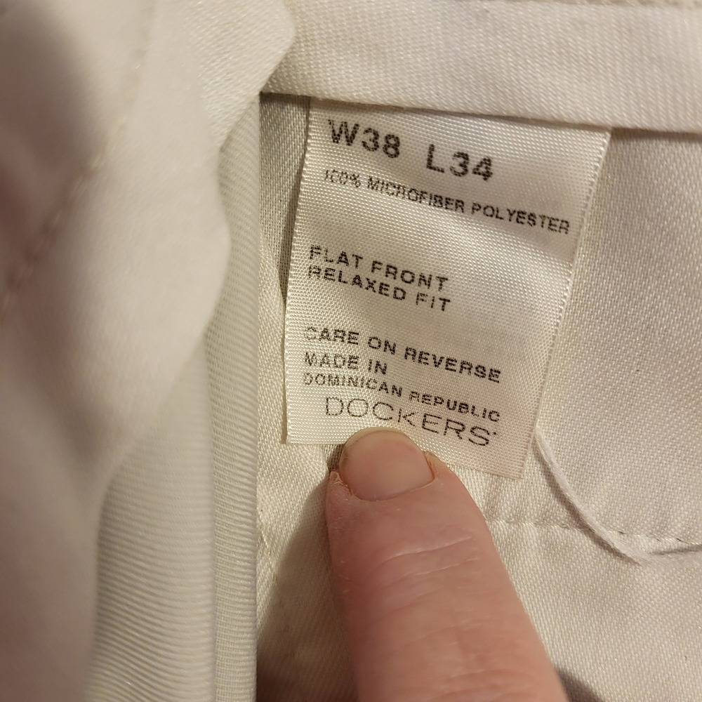 Dockers Golf Mens Flat Front Relax Fit Microfiber Polyester Pants Khaki W38 L34 - Picture 4 of 6